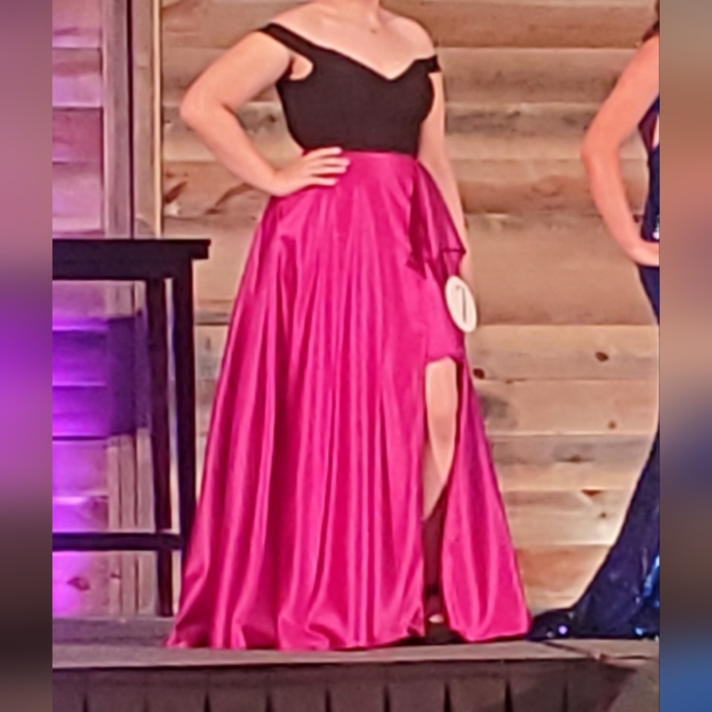 Prom/ pageant dress. Women's size 12